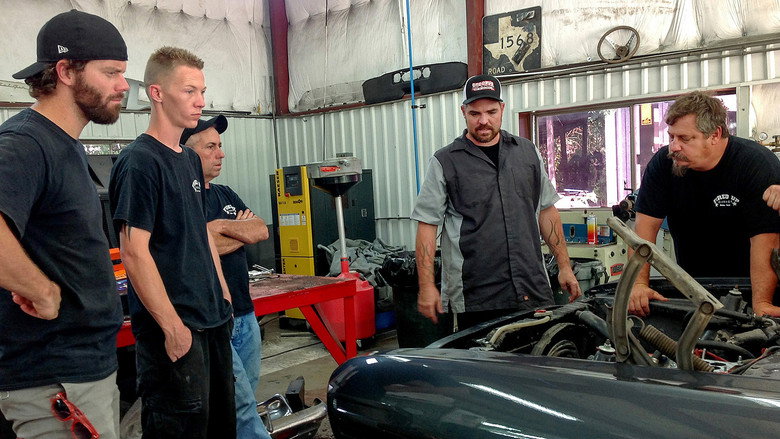 Misfit Garage still 3