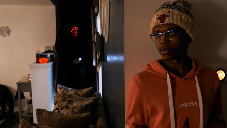 Obtrusion still 4