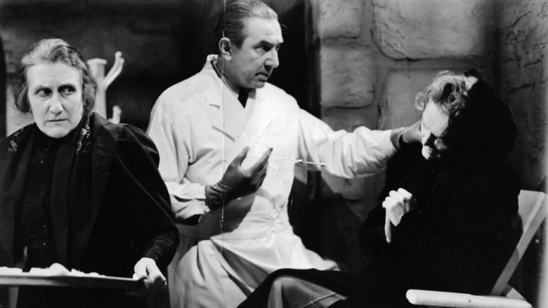 The Corpse Vanishes still 6