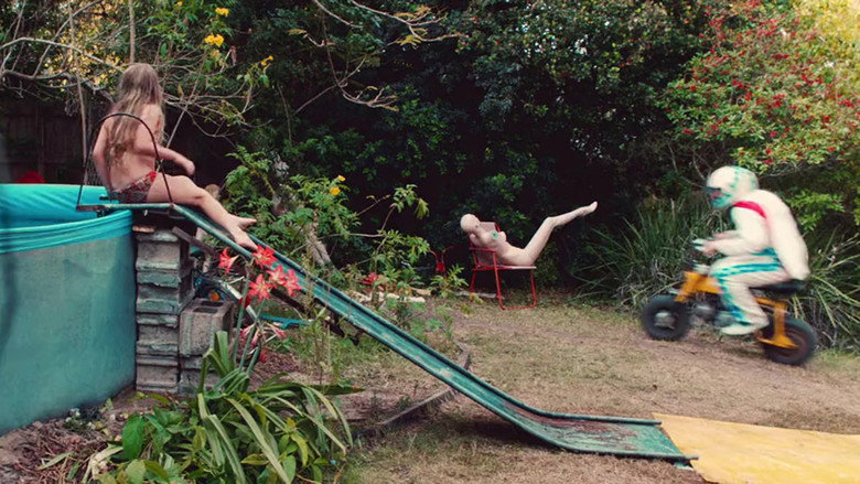 Swinging Safari still 8