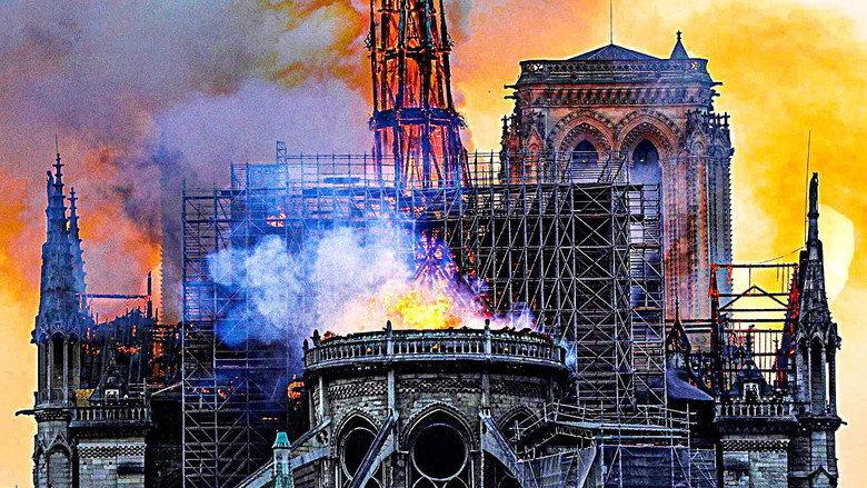 Notre-Dame on Fire still 4