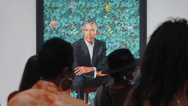 Picturing the Obamas still 1
