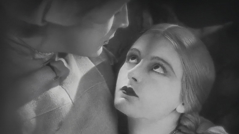 Faust still 4