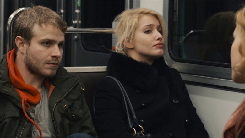 Simon Killer still 4