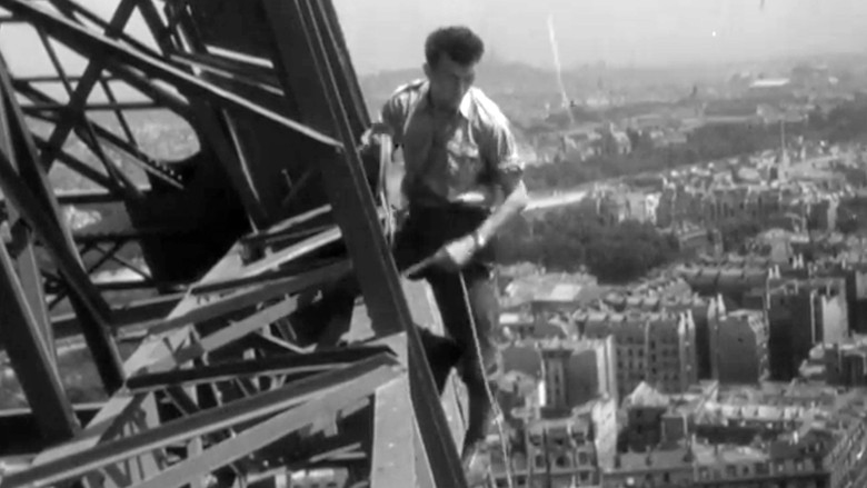 À l'Assaut de la Tour Eiffel still 2