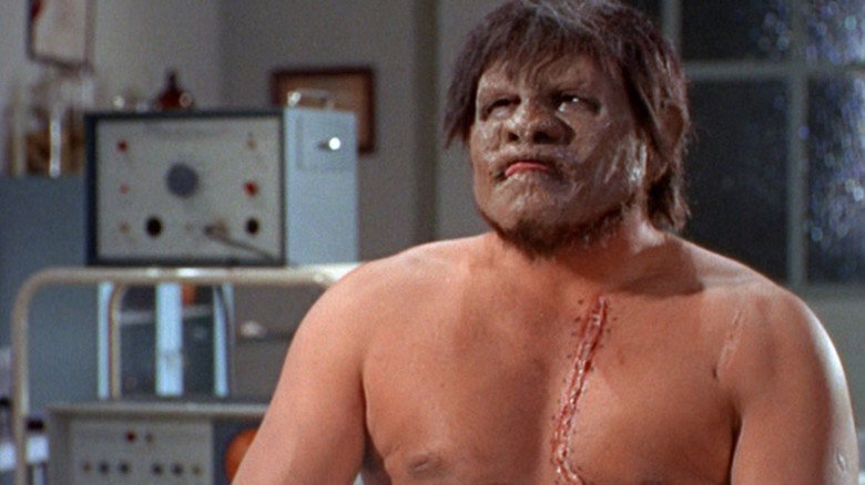 Night of the Bloody Apes still 4