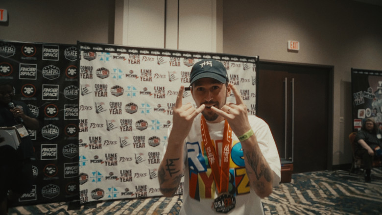 Flick: A Fingerboarding Story still 1