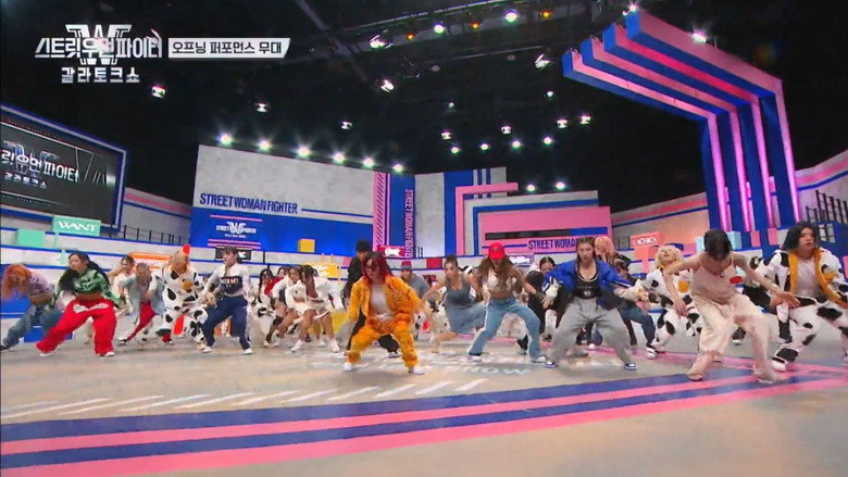 Street Woman Fighter: Gala Talkshow still 1