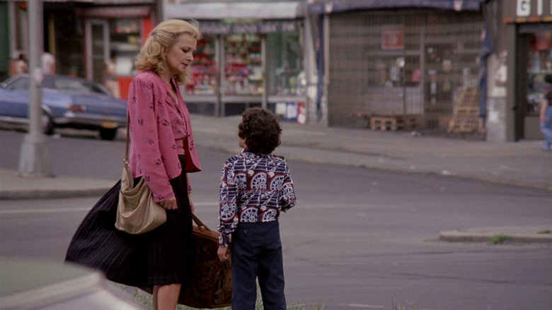 Gloria still 6