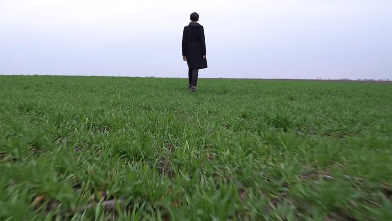 MonoKate still 3