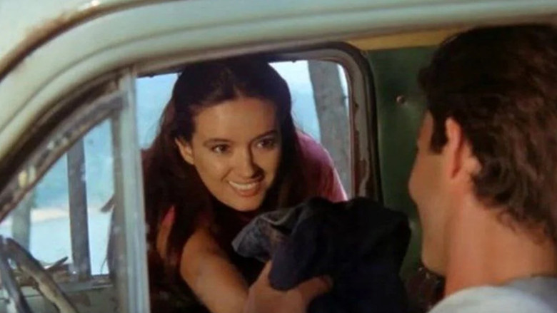 İffet still 5