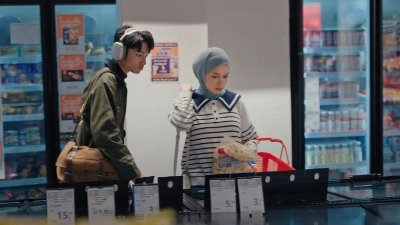 Ahlan Singapore still 5