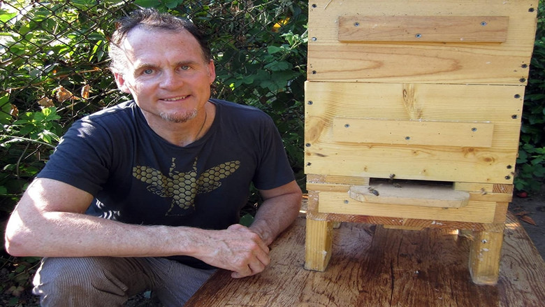 Queen of the Sun: What Are the Bees Telling Us? still 1